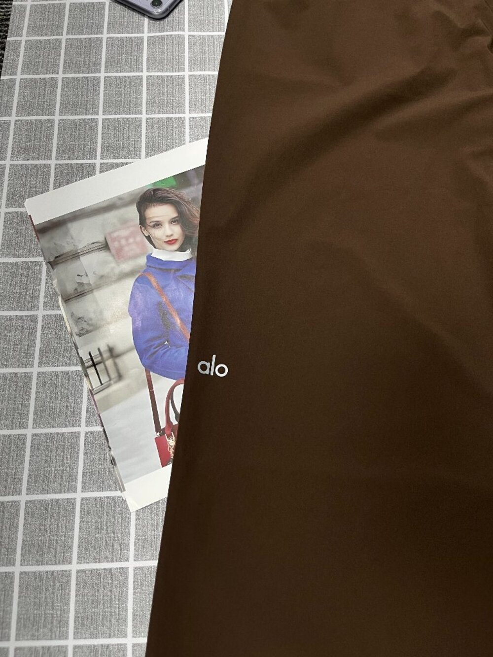 👢ALO Yoga Coffee Brown WideLeg Pants🤎 Experience the Perfect Fusion of Refined - Picture 5 of 7